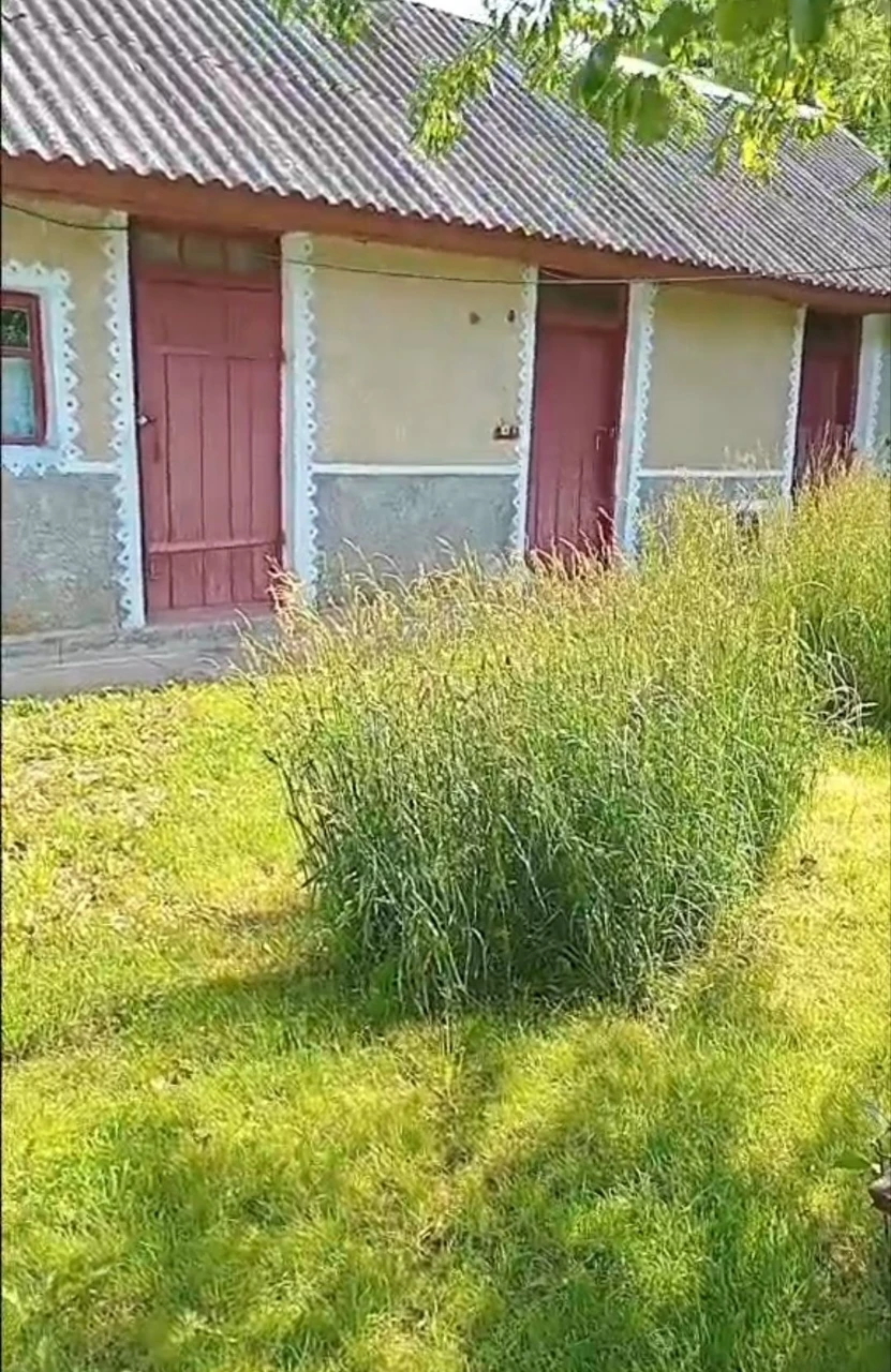 продаж хати в селі