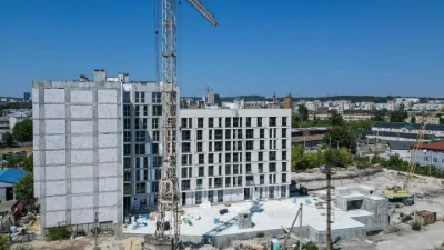 Простора 2-кімнатна квартира 72.91 м² з великою кухнею-вітал