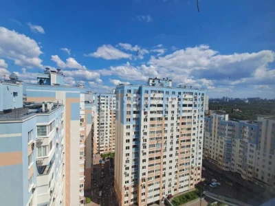 Срочно, ексклюзив! 3к, Сергія Данченка вул. 32, недорого