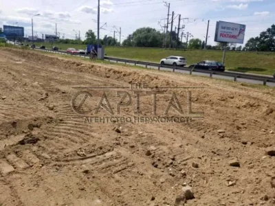 Ділянка. Київ, Повітряних Сил просп.