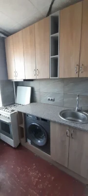 Гарненька бюджетна 1-кімнатна квартира по пр. Миру