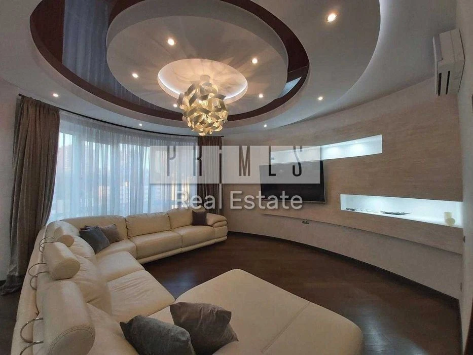 3-room apartment for sale, Prestige Hall residential complex, 3 Vasylya Tyutyunnyka St.