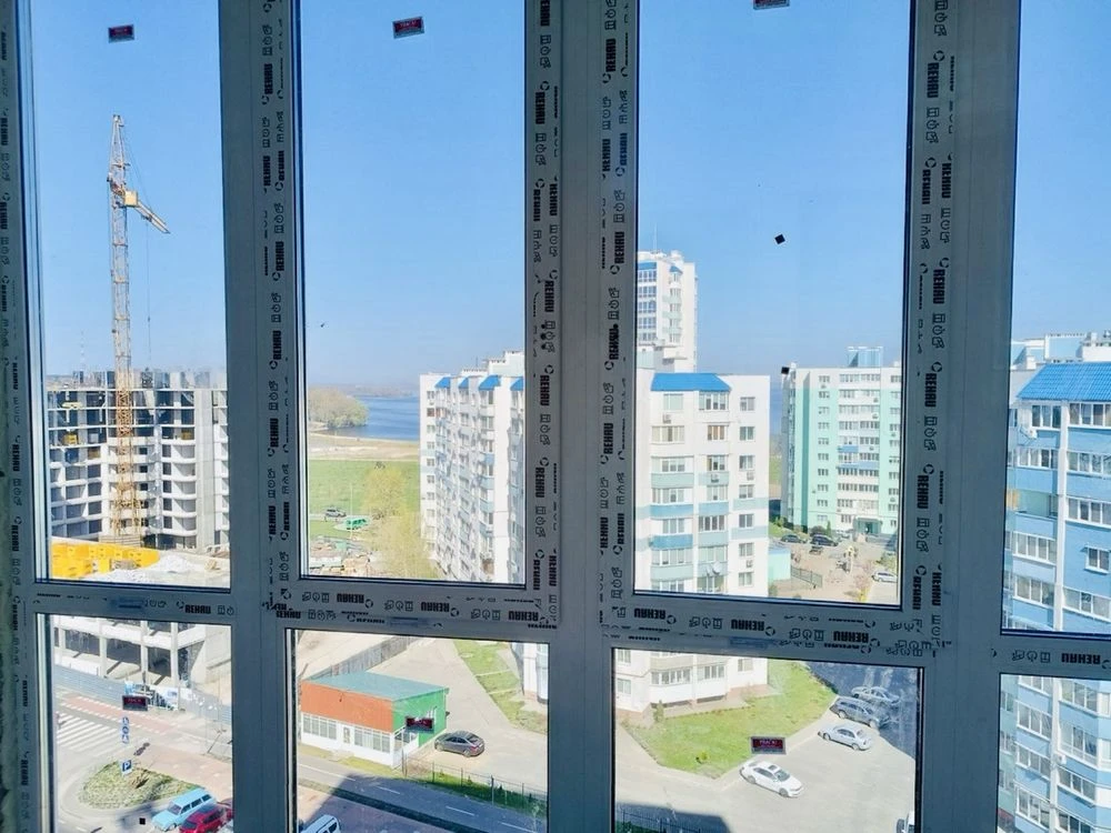 Митниця центр ЖК Парковий на Дніпрі панорамно-видова 1 комн.