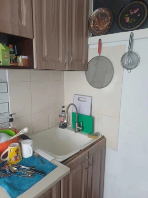Продам 2-х комнатную квартиру со своим парком на Черемушках.