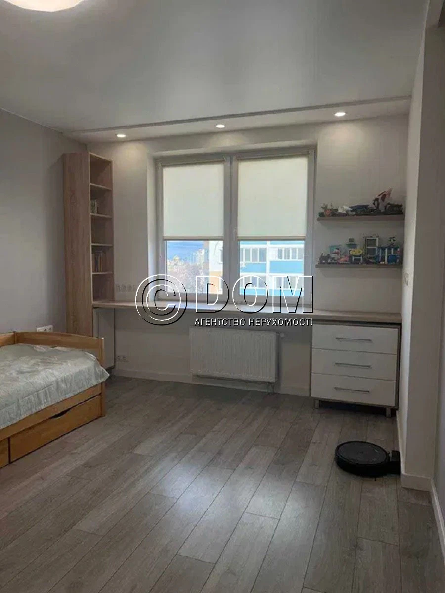 Продажа 2-комнатной квартиры 66 м², Сергея Данченко ул., 30