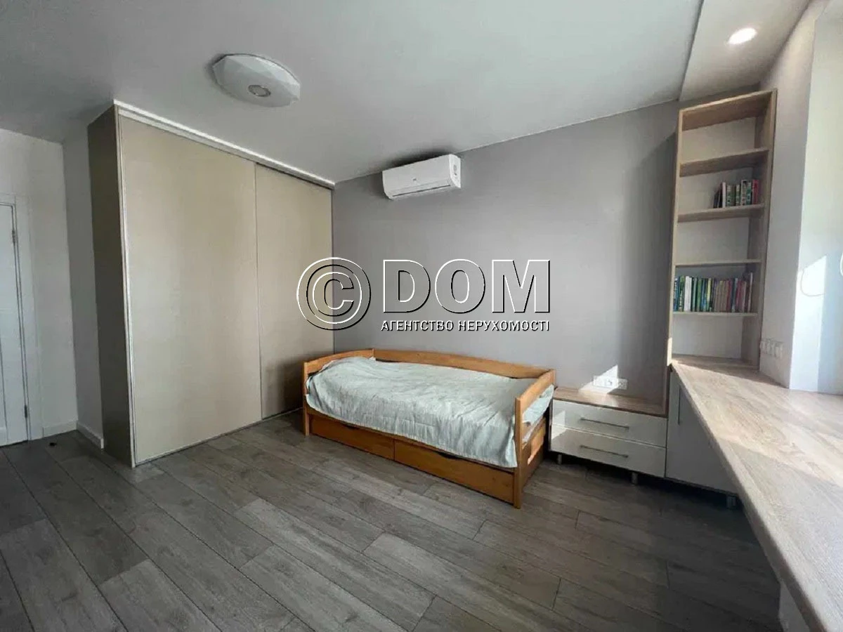 Продажа 2-комнатной квартиры 66 м², Сергея Данченко ул., 30