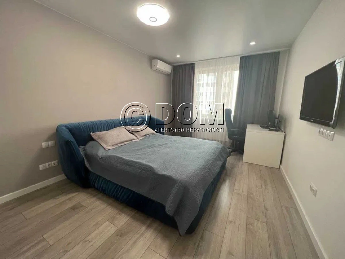 Продажа 2-комнатной квартиры 66 м², Сергея Данченко ул., 30