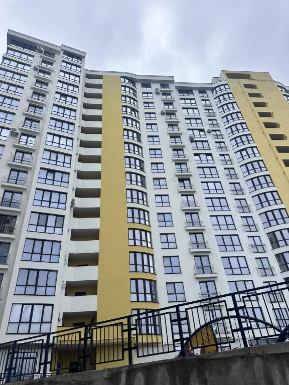 Продам 1 кім. кв в готовому будинку преміум класу