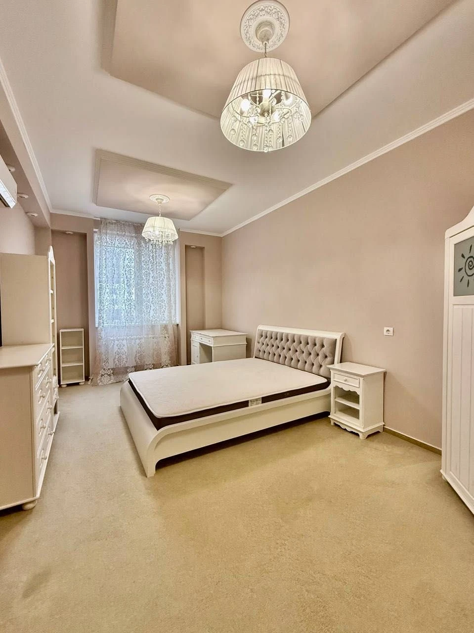 Власник!Продам шикарну квартиру-вул.Павлівська 26/41