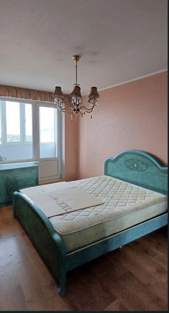 Квартира 3 кімнати, м.Захисників Украіни
