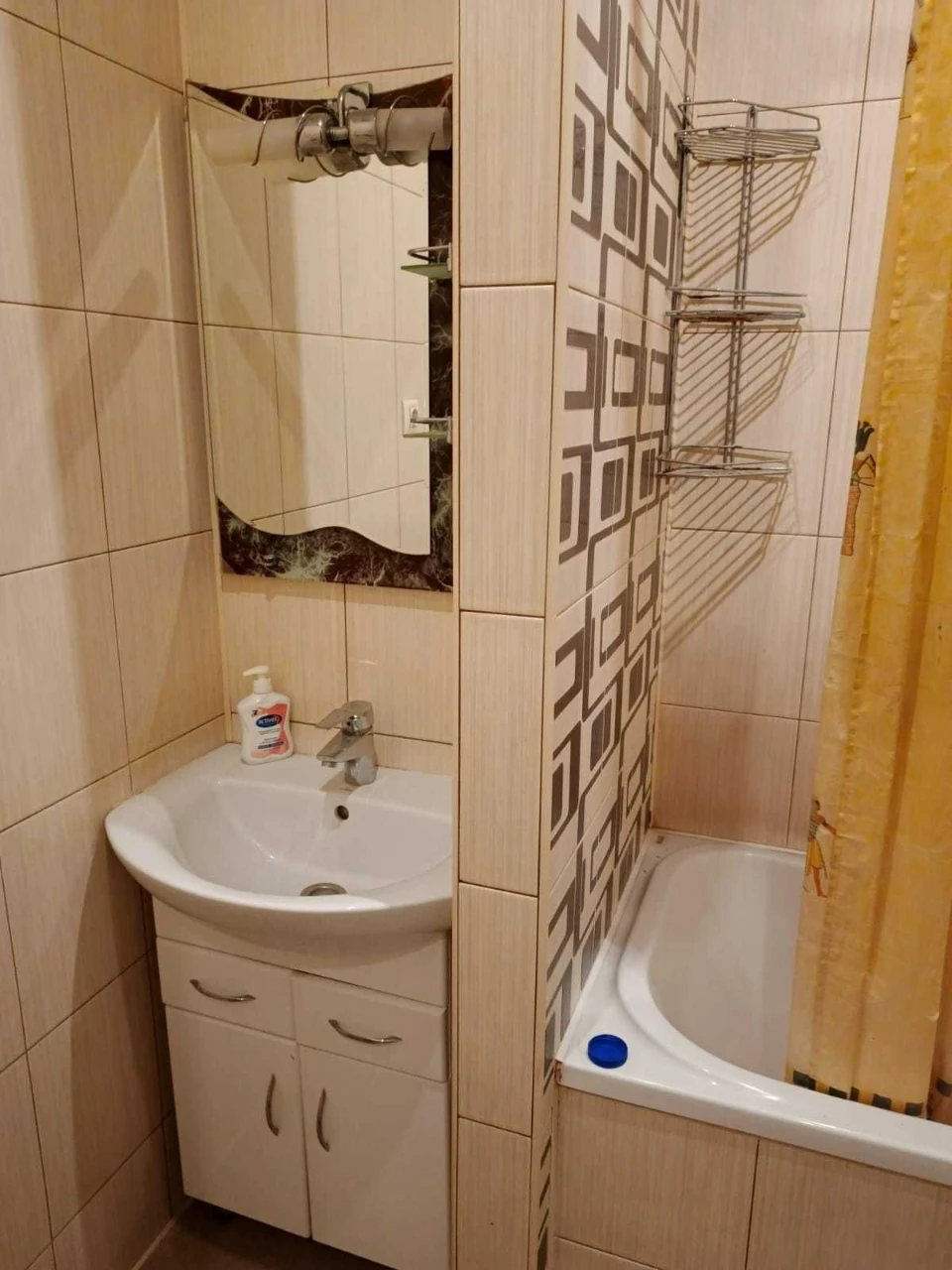 1 кім. квартира. вул.Г.Сковороди 32