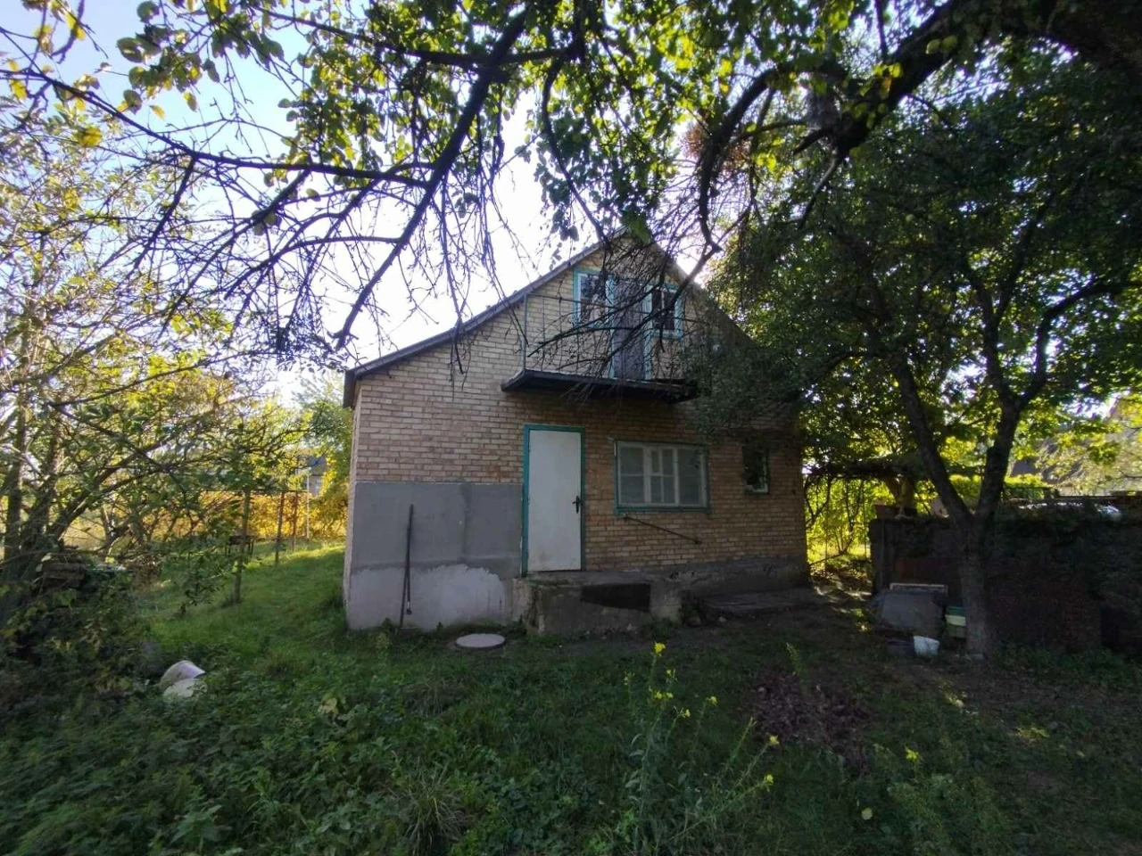 Земельный участок с озером, дом в селе Ясногородка  Вышгород