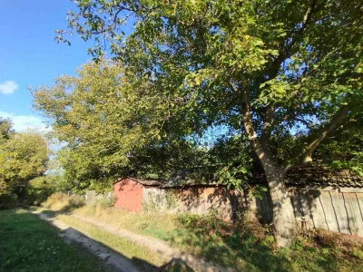 Земельный участок с озером, дом в селе Ясногородка  Вышгород