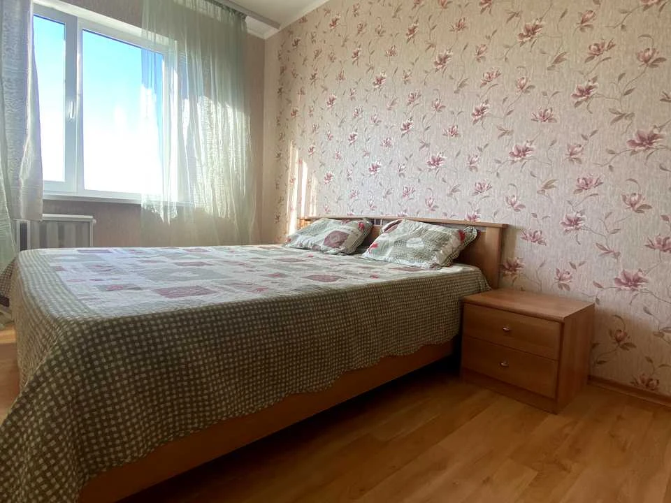 Apartment. Kyiv, Naukova Street.