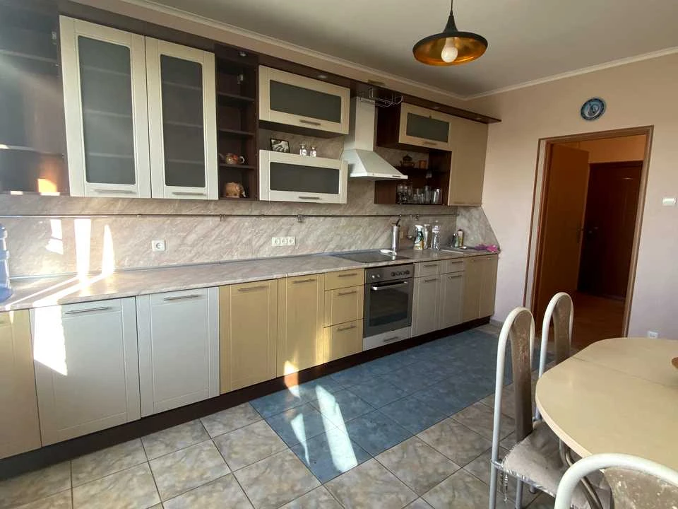 Apartment. Kyiv, Naukova Street.