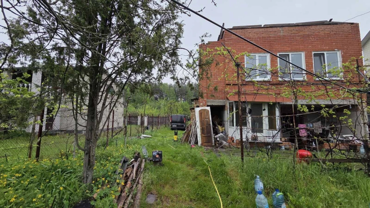 Продажа дачи в районе Дамбы, выход к реке Козинке. С другой стороны.