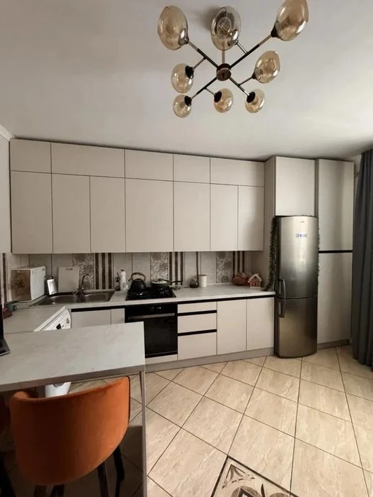 1-room apartment for sale in Galitsky Lev residential complex / 60 sq.m / st.