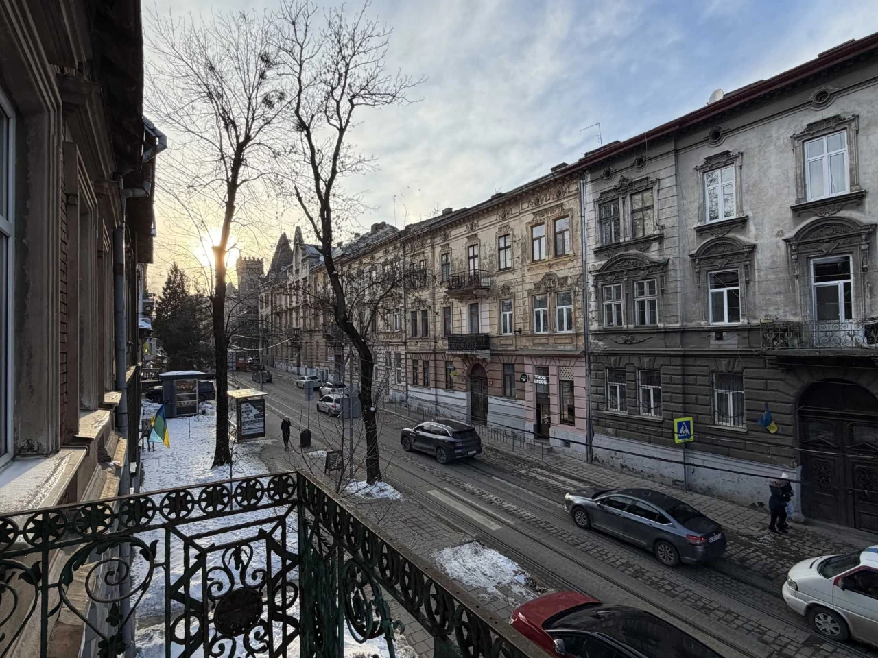 Austrian House, Chuprynka Street, 25 - 4-room apartment with a balcony.