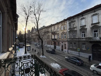 Austrian House, Chuprynka Street, 25 - 4-room apartment with a balcony.
