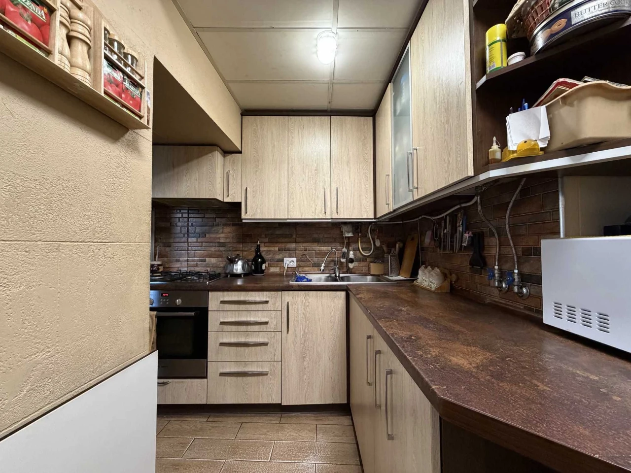 Austrian House, Chuprynka Street, 25 - 4-room apartment with a balcony.