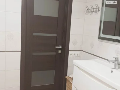 Продаж Квартира Комунарський