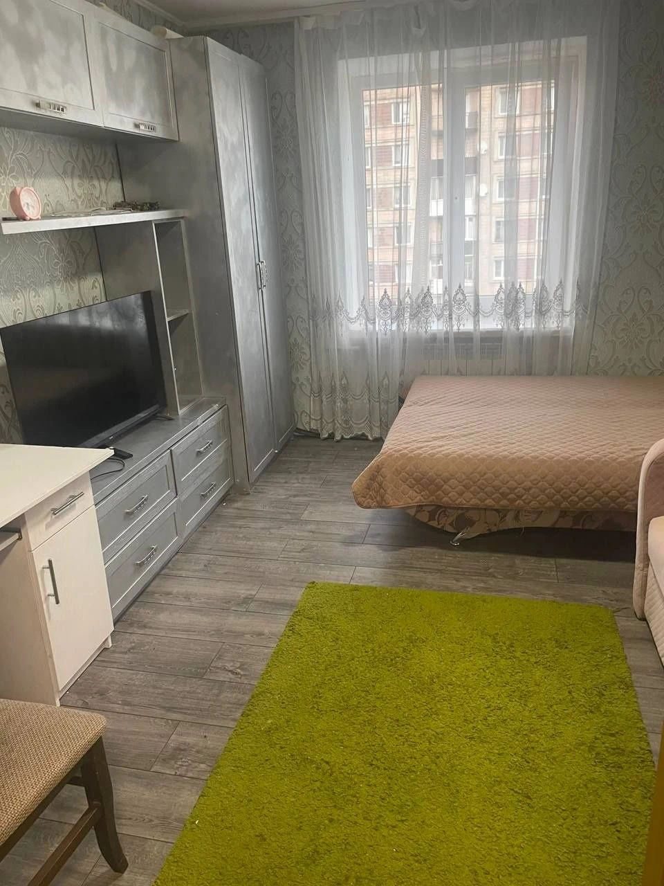 Продаж кімнати в  квартирі