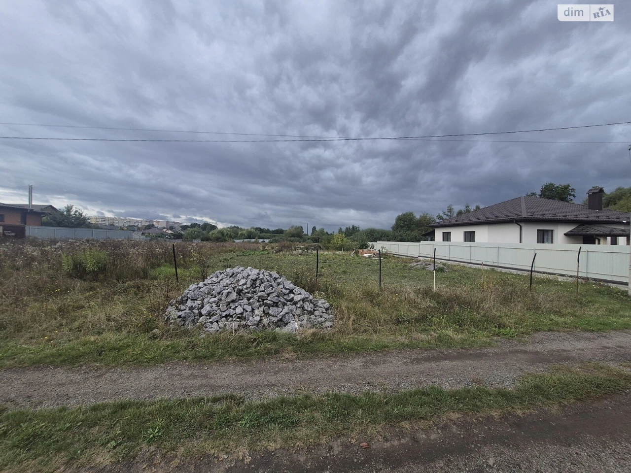 Land for residential development, Zamostyan