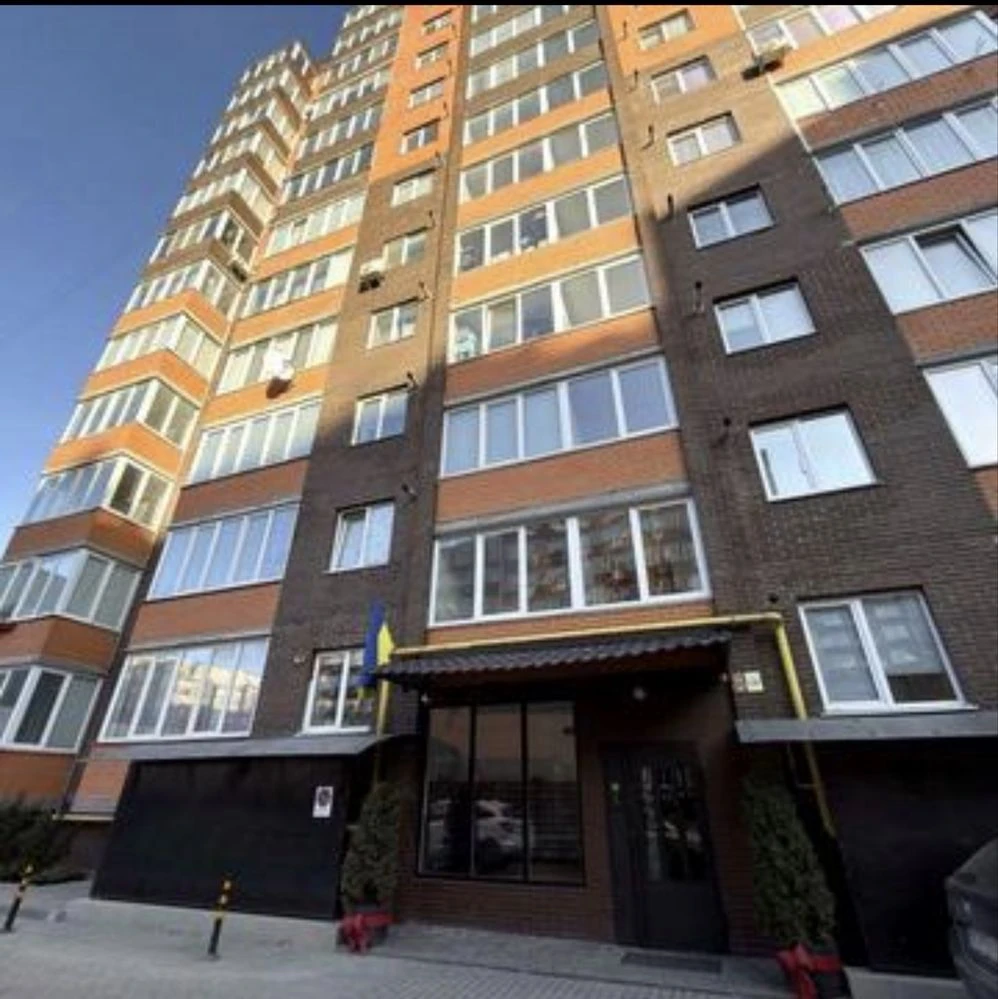 Продаж квартири  поруч ТРЦ Вікторія Гарден новобудова