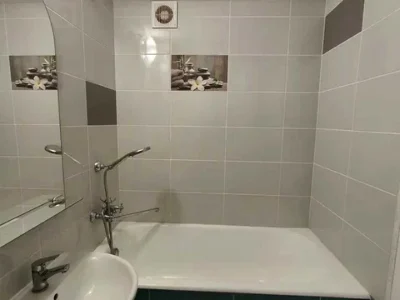 Квартира. Київ, Івана Микитенка вул.