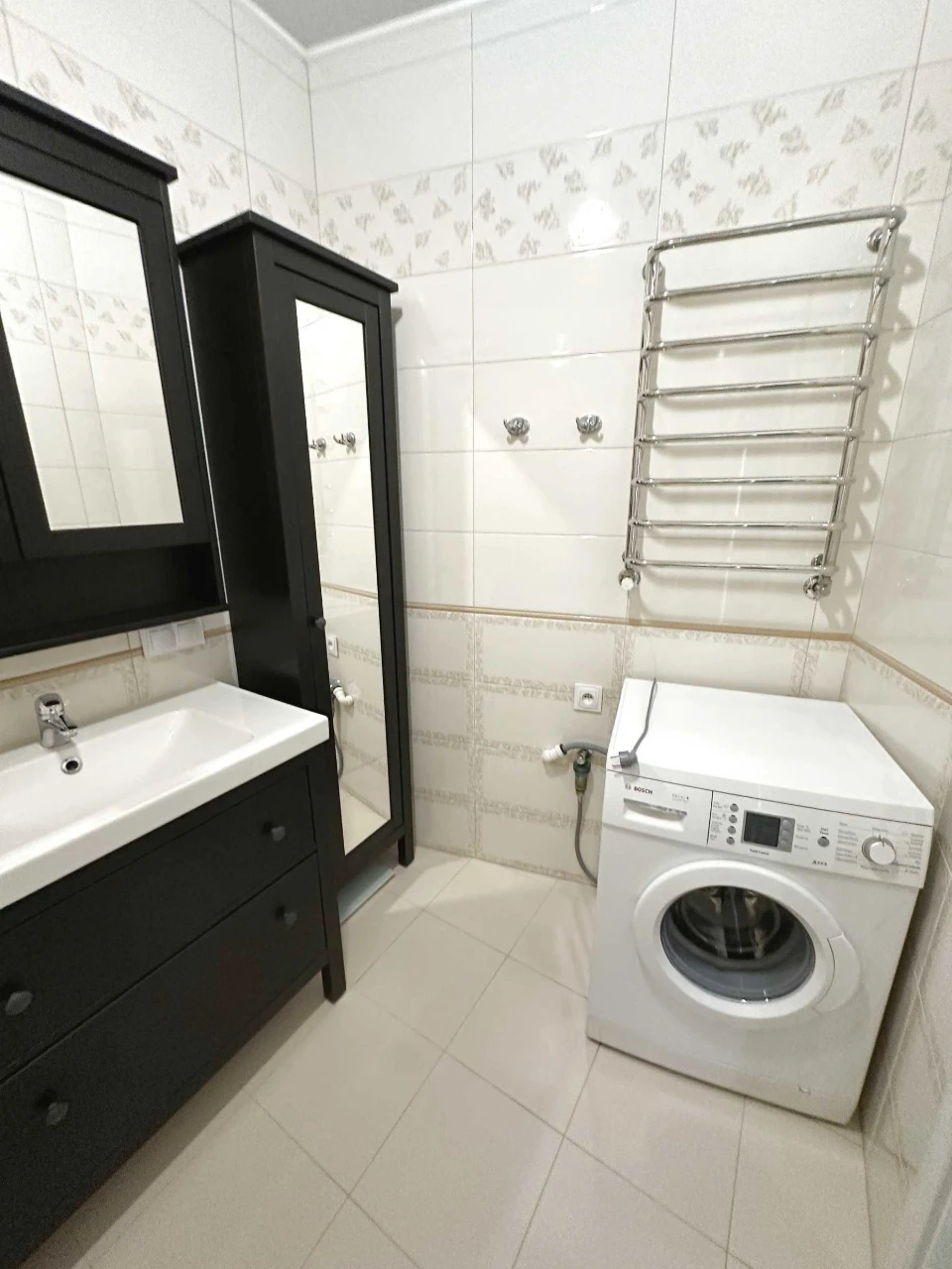 Продаж 3 кімнатної квартири 101 м² Майорівка Стешенка