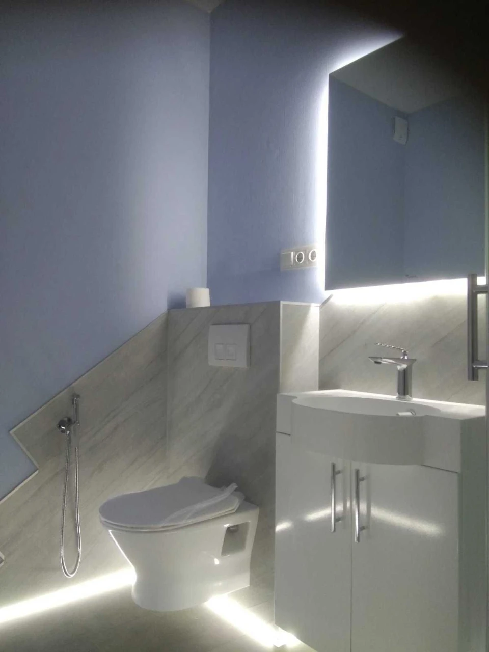 Продаж  1-кімн. кв-ри, 2 поверх, ЖК "Метрополія", м."Вирлиця