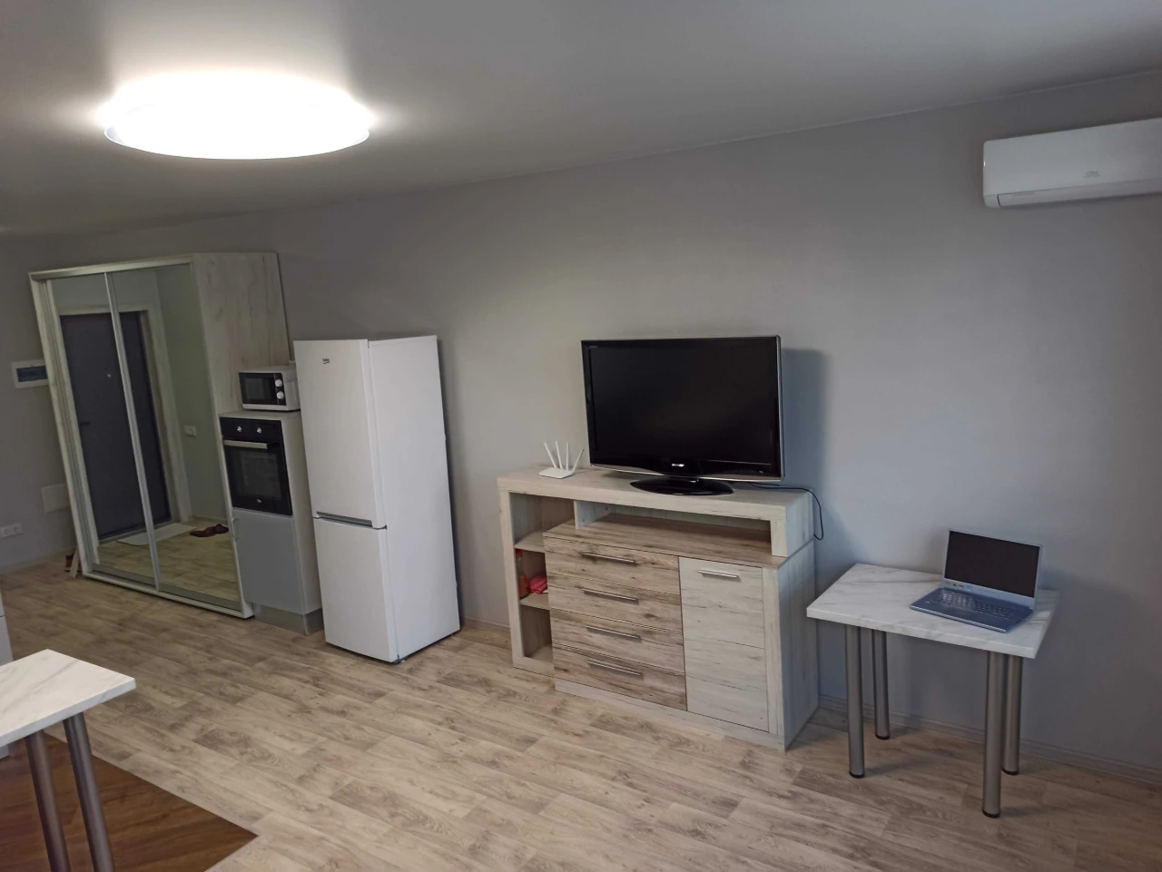 Продаж  1-кімн. кв-ри, 2 поверх, ЖК "Метрополія", м."Вирлиця