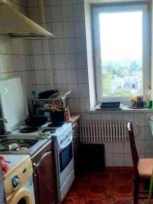 Продам 3комн.квартиру метро Защитников Украины.Героев Харько