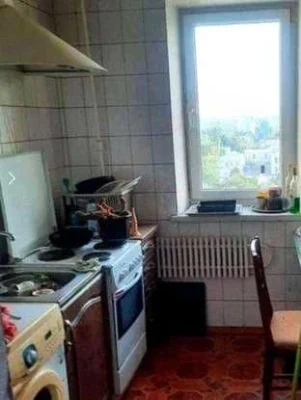 Продам 3комн.квартиру метро Защитников Украины.Героев Харько