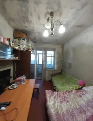 Продається трьохкімнатна кватира на Попова