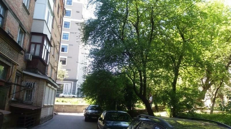 Оренда 1-кімнатної квартири 40 м², Дружби Народів бул., 21