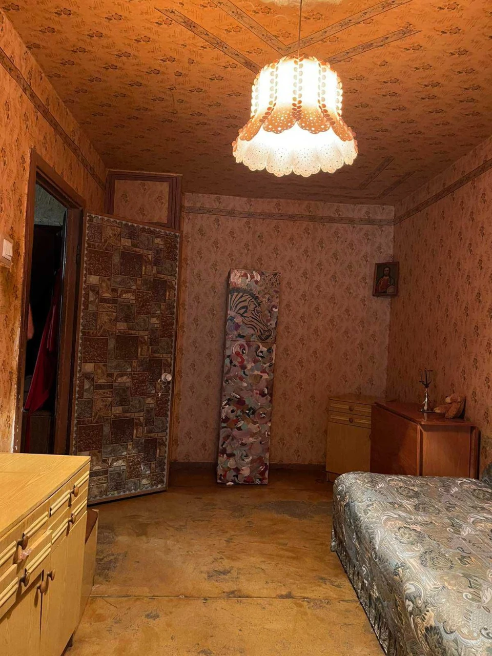 Two-bedroom apartment for sale on Heroes-Rescuers Street
