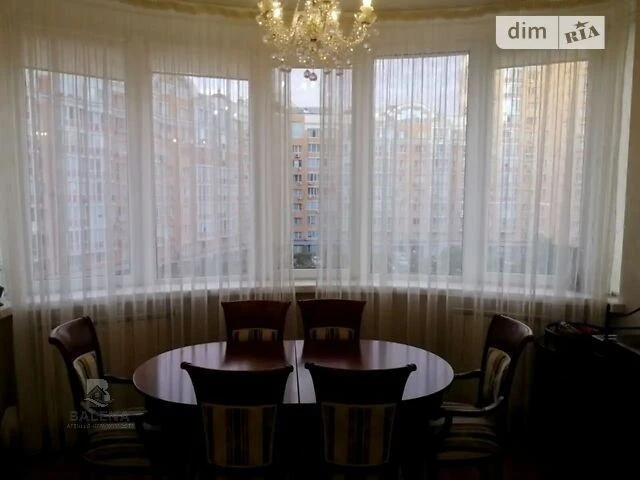 Long-term rental of a 2-bedroom apartment on Volodymyr Iasiuk Avenue