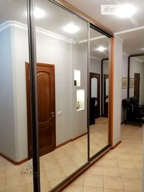 Long-term rental of a 2-bedroom apartment on Volodymyr Iasiuk Avenue