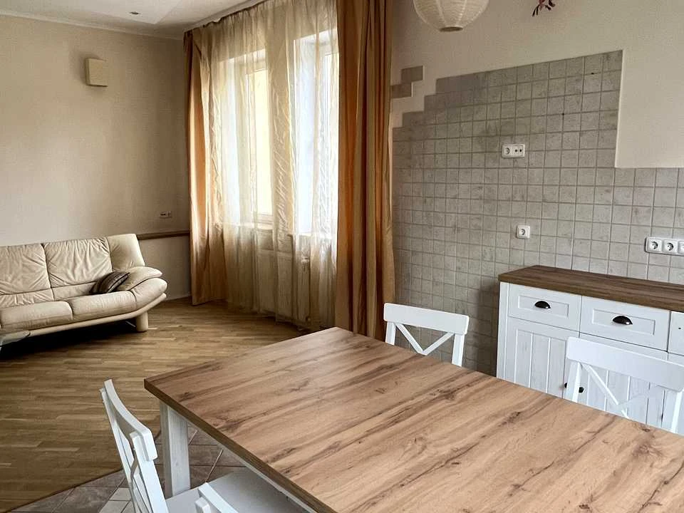 Дом. Львов, улица Ильи Мечникова