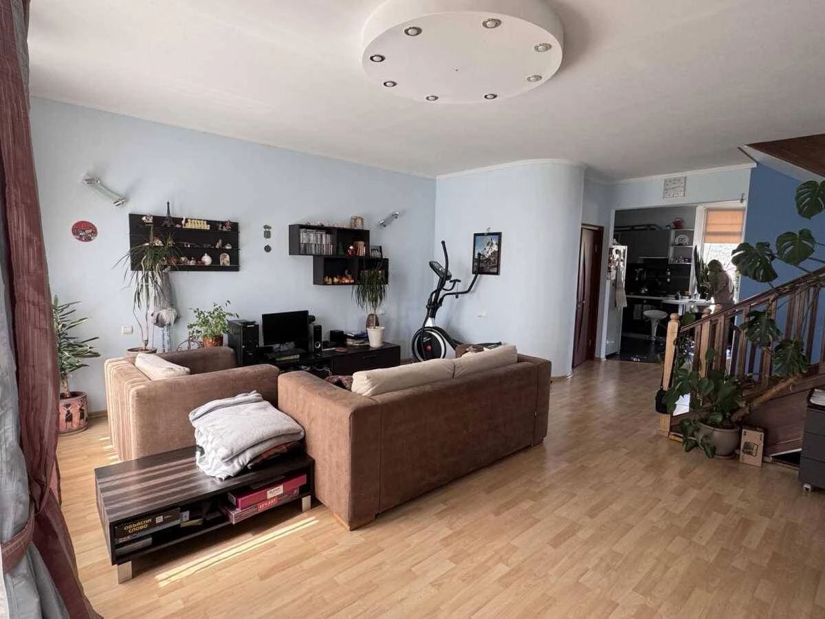 For Sale - 4-bedroom Townhouse, Kyiv, Darnytskyi, Petro Prokopovych Street