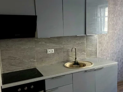 Apartment. Pearl Street, Odessa