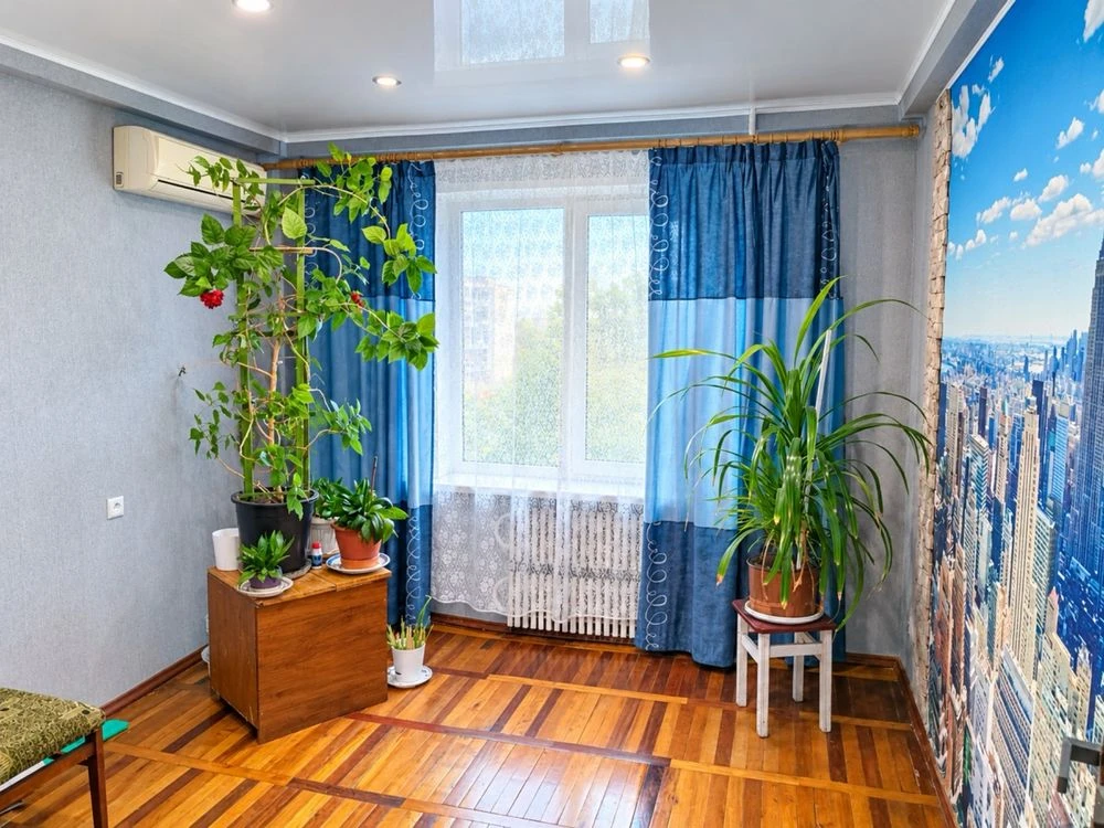 Продажа 3-комнатной квартиры по адресу: ул. Павла Глазового