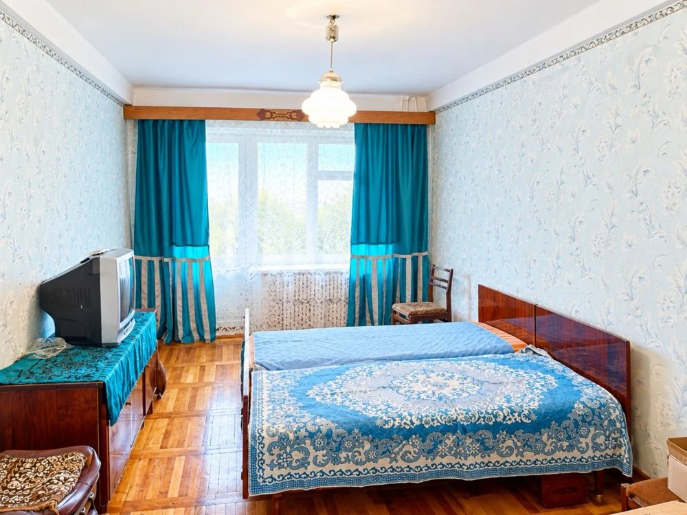 Продажа 3-комнатной квартиры по адресу: ул. Павла Глазового