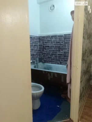 Sale of a 2-bedroom apartment on Dobrovolches'kyi batal'yioniv Street