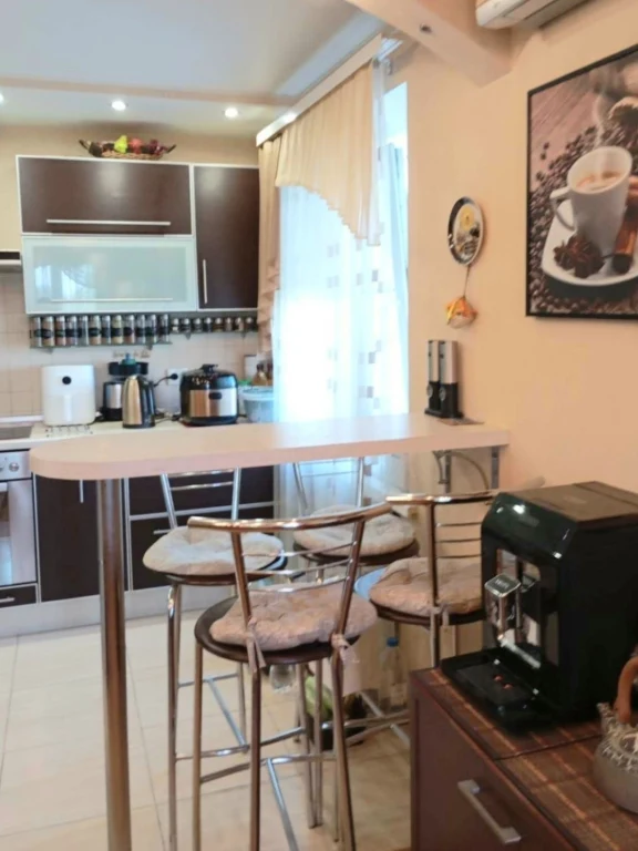 M.Холодная Гора, sell 3-room apartment, Bolabachana Street 59