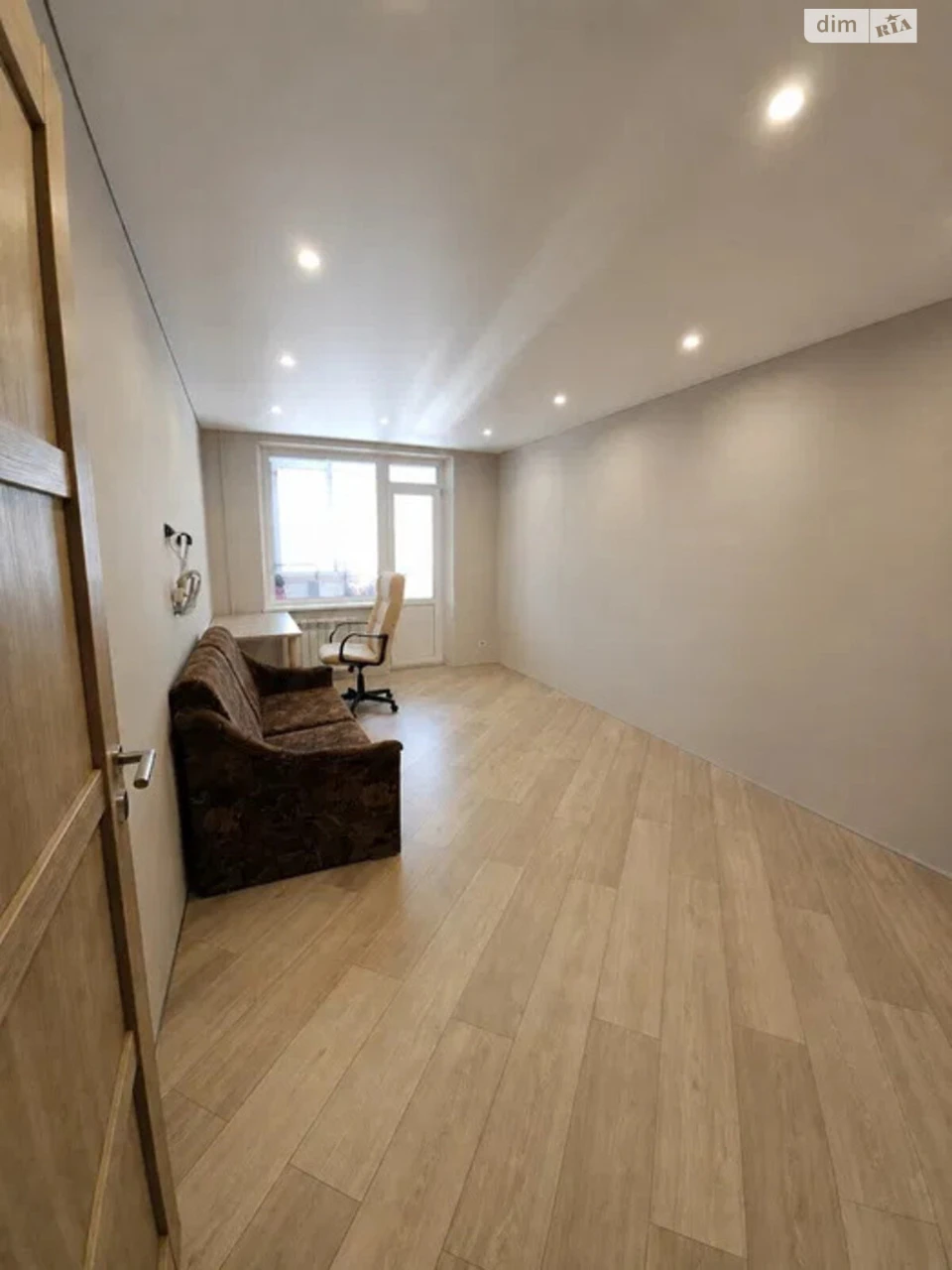 For sale Apartment 522nd microdistrict