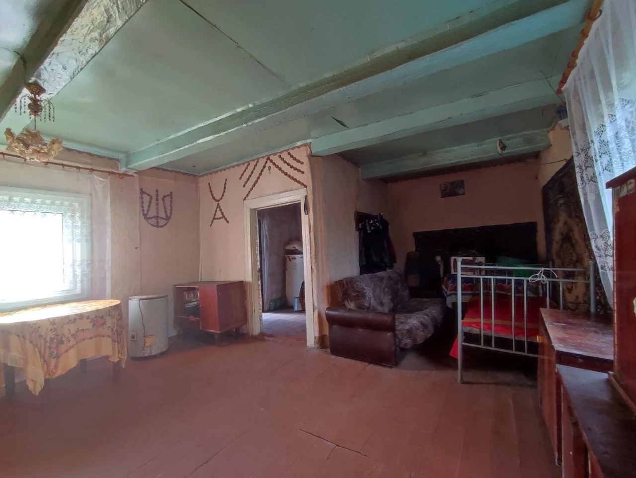 ТБудинок 23 км від міста Рівне - 11500 Дол США, ТОРГ!!