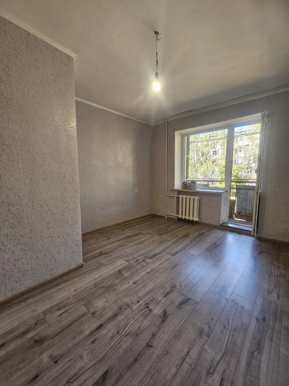 1-room apartment for sale in Leski