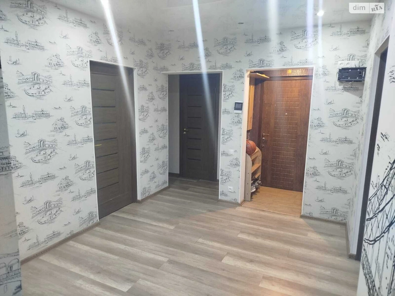 Sale Apartment, Salthov